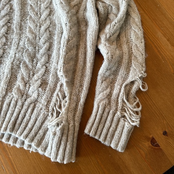 Revolve Superdown Cream Cable Knit Turtleneck Sweater with Distressing Small - Picture 4 of 5